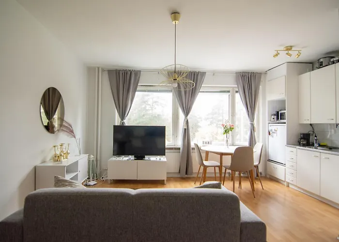 Stylish I Self Check-in & Private Parking